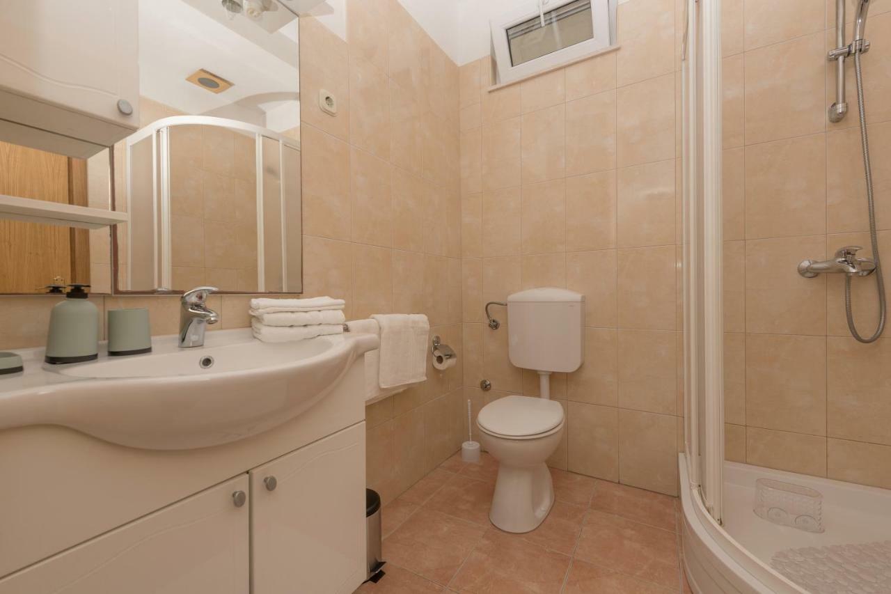 Apartmani Zara & Maris Gradac  Exterior photo